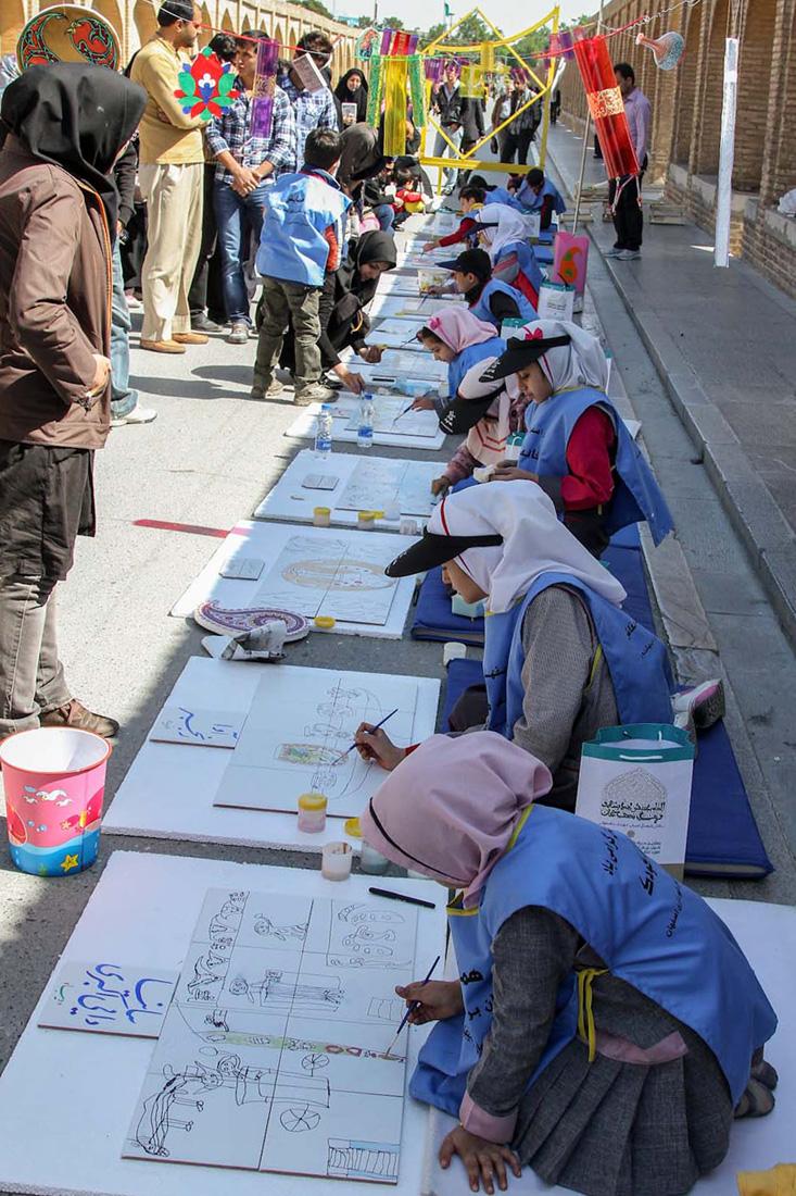 Childrens Painting Festival in Si o Se Pol 